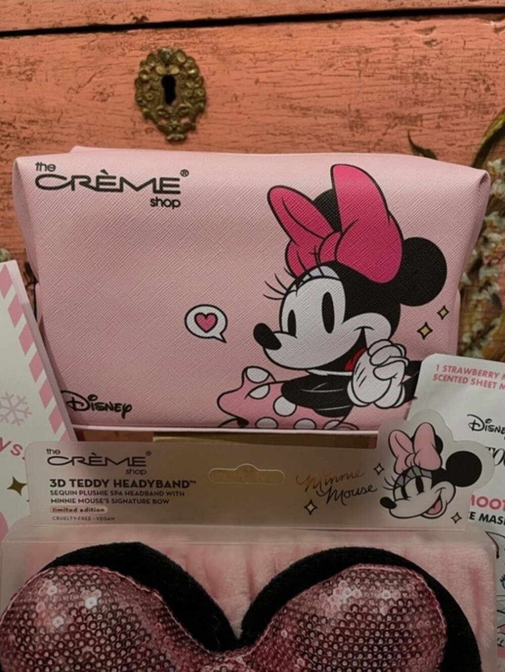 The Crème Shop Pink Mickey Cosmetic Pouch & Sequin Bow Headband Set - Picture 4 of 7